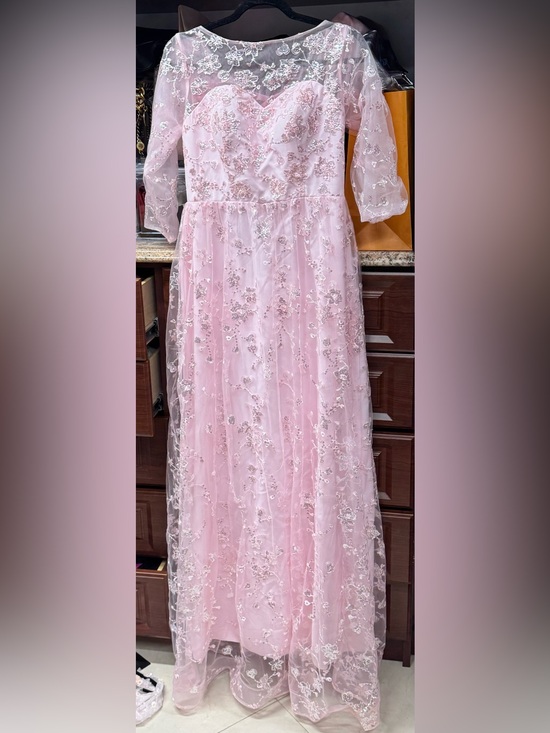 Dresses & Skirts - Elegant Pink Lace Overlay Evening Dress